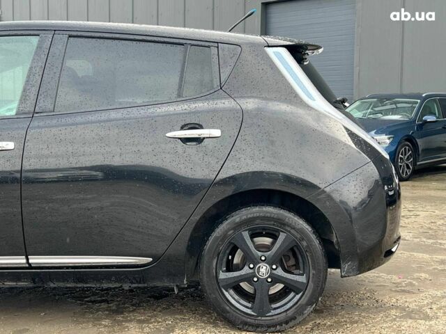 Ниссан Лиф 2013 в Львове на Automoto.ua Черный Ниссан Лиф, объемом двигателя 0 л и пробегом 117 тыс. км за 6980 $, фото 3 на Automoto.ua