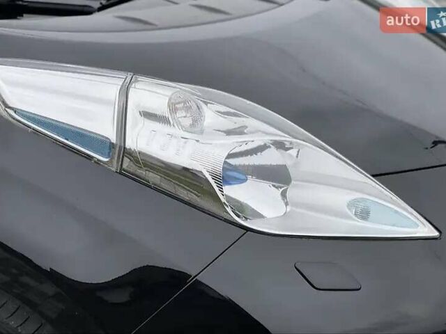 Черный Ниссан Лиф, объемом двигателя 0 л и пробегом 128 тыс. км за 7200 $, фото 21 на Automoto.ua