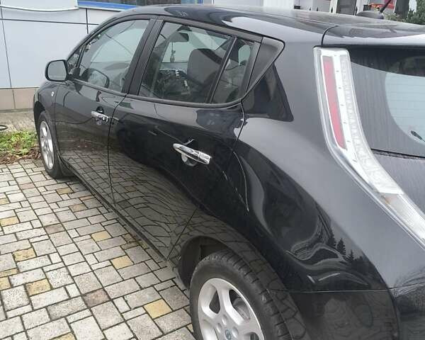 Чорний Ніссан Ліф, об'ємом двигуна 0 л та пробігом 127 тис. км за 7000 $, фото 3 на Automoto.ua