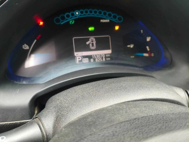 Черный Ниссан Лиф, объемом двигателя 0 л и пробегом 150 тыс. км за 3799 $, фото 6 на Automoto.ua