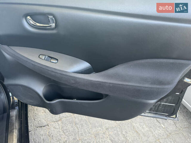 Чорний Ніссан Ліф, об'ємом двигуна 0 л та пробігом 109 тис. км за 6000 $, фото 6 на Automoto.ua