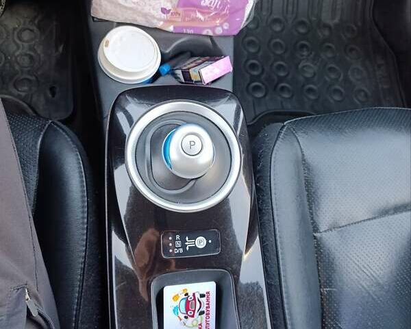 Черный Ниссан Лиф, объемом двигателя 0 л и пробегом 205 тыс. км за 6300 $, фото 37 на Automoto.ua