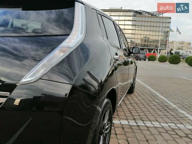 Черный Ниссан Лиф, объемом двигателя 0 л и пробегом 146 тыс. км за 7900 $, фото 10 на Automoto.ua