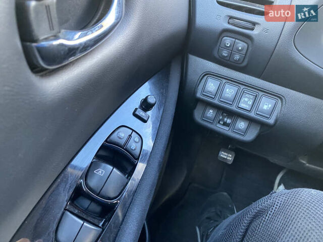 Ниссан Лиф 2013 в Черновцах на Automoto.ua Черный Ниссан Лиф, объемом двигателя 0 л и пробегом 67 тыс. км за 6590 $, фото 13 на Automoto.ua