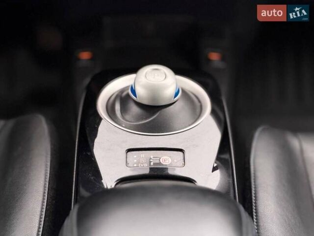 Чорний Ніссан Ліф, об'ємом двигуна 0 л та пробігом 118 тис. км за 7500 $, фото 41 на Automoto.ua