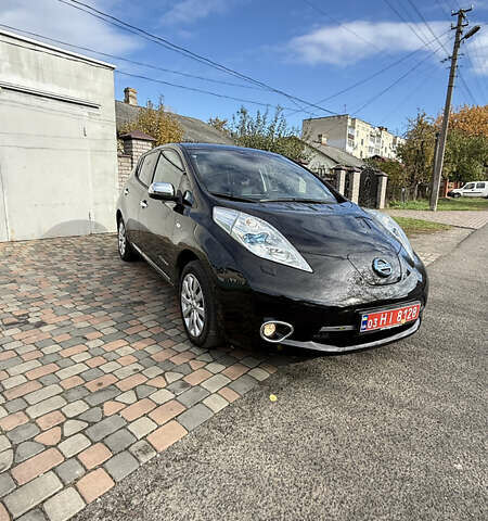 Черный Ниссан Лиф, объемом двигателя 0 л и пробегом 142 тыс. км за 6250 $, фото 1 на Automoto.ua