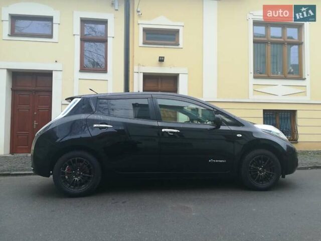 Черный Ниссан Лиф, объемом двигателя 0 л и пробегом 130 тыс. км за 10500 $, фото 6 на Automoto.ua