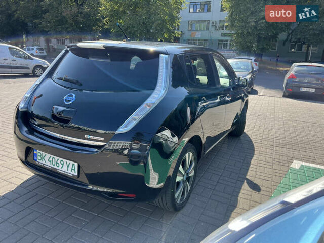 Черный Ниссан Лиф, объемом двигателя 0 л и пробегом 159 тыс. км за 6499 $, фото 8 на Automoto.ua