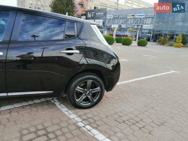 Черный Ниссан Лиф, объемом двигателя 0 л и пробегом 146 тыс. км за 7900 $, фото 29 на Automoto.ua