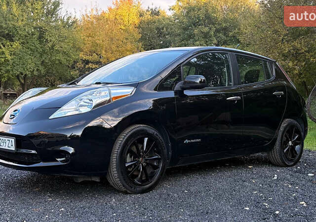 Чорний Ніссан Ліф, об'ємом двигуна 0 л та пробігом 179 тис. км за 5500 $, фото 19 на Automoto.ua