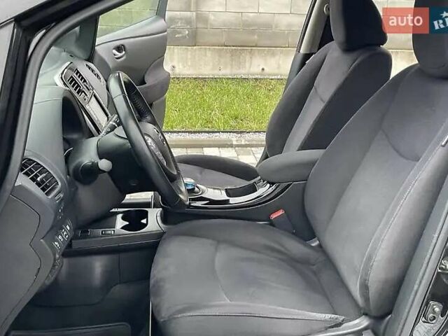 Черный Ниссан Лиф, объемом двигателя 0 л и пробегом 128 тыс. км за 7200 $, фото 40 на Automoto.ua