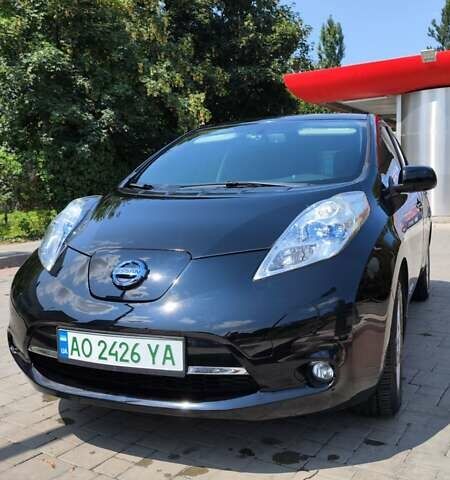 Черный Ниссан Лиф, объемом двигателя 0 л и пробегом 140 тыс. км за 7600 $, фото 6 на Automoto.ua