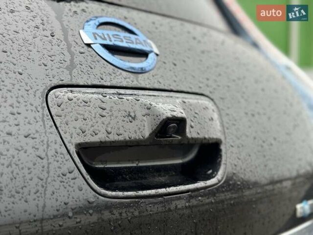 Черный Ниссан Лиф, объемом двигателя 0 л и пробегом 134 тыс. км за 6800 $, фото 33 на Automoto.ua