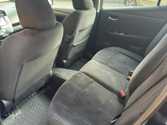 Черный Ниссан Лиф, объемом двигателя 0 л и пробегом 143 тыс. км за 7299 $, фото 8 на Automoto.ua