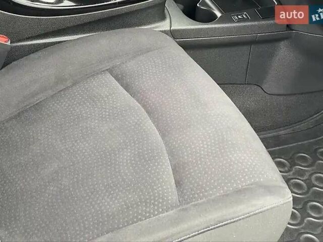 Черный Ниссан Лиф, объемом двигателя 0 л и пробегом 128 тыс. км за 7200 $, фото 66 на Automoto.ua