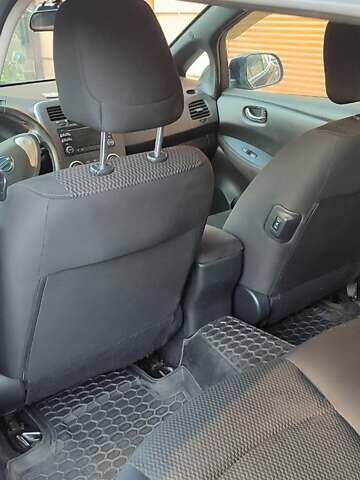 Черный Ниссан Лиф, объемом двигателя 0 л и пробегом 202 тыс. км за 6100 $, фото 5 на Automoto.ua