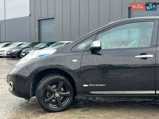 Ниссан Лиф 2013 в Львове на Automoto.ua Черный Ниссан Лиф, объемом двигателя 0 л и пробегом 117 тыс. км за 6980 $, фото 3 на Automoto.ua