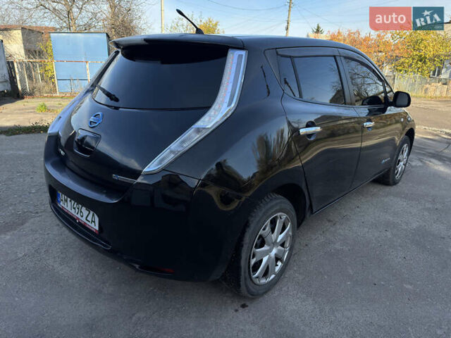Черный Ниссан Лиф, объемом двигателя 0 л и пробегом 127 тыс. км за 3850 $, фото 7 на Automoto.ua