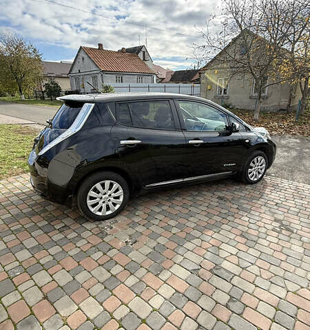 Черный Ниссан Лиф, объемом двигателя 0 л и пробегом 142 тыс. км за 6250 $, фото 5 на Automoto.ua