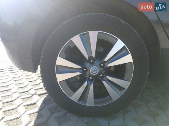 Черный Ниссан Лиф, объемом двигателя 0 л и пробегом 217 тыс. км за 6200 $, фото 2 на Automoto.ua