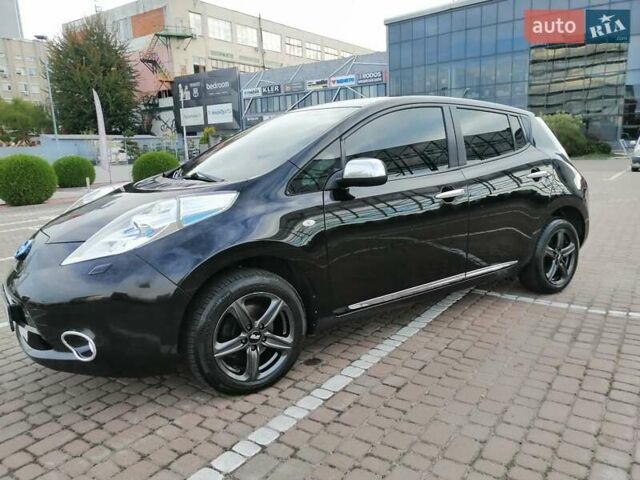 Черный Ниссан Лиф, объемом двигателя 0 л и пробегом 146 тыс. км за 7900 $, фото 32 на Automoto.ua