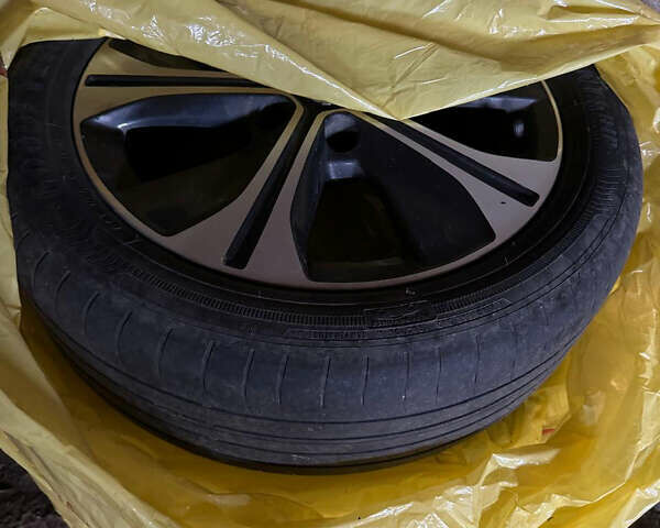 Черный Ниссан Лиф, объемом двигателя 0 л и пробегом 127 тыс. км за 7100 $, фото 19 на Automoto.ua