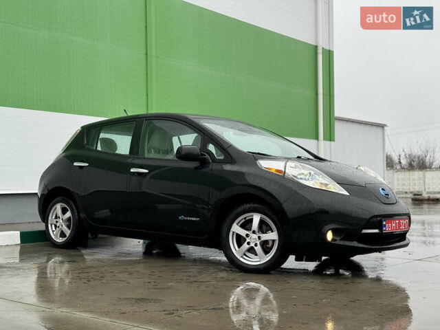 Чорний Ніссан Ліф, об'ємом двигуна 0 л та пробігом 104 тис. км за 7000 $, фото 3 на Automoto.ua
