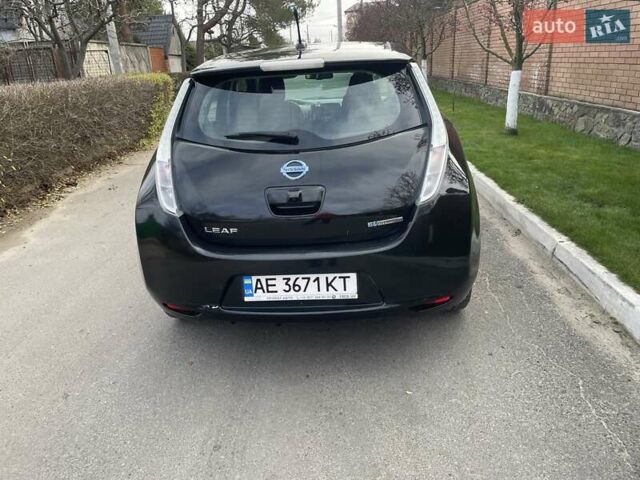 Черный Ниссан Лиф, объемом двигателя 0 л и пробегом 183 тыс. км за 5200 $, фото 2 на Automoto.ua