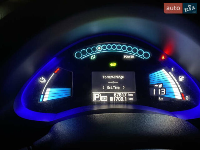 Ниссан Лиф 2013 в Черновцах на Automoto.ua Черный Ниссан Лиф, объемом двигателя 0 л и пробегом 67 тыс. км за 6590 $, фото 16 на Automoto.ua