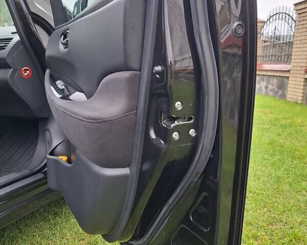 Черный Ниссан Лиф, объемом двигателя 0 л и пробегом 137 тыс. км за 7200 $, фото 2 на Automoto.ua