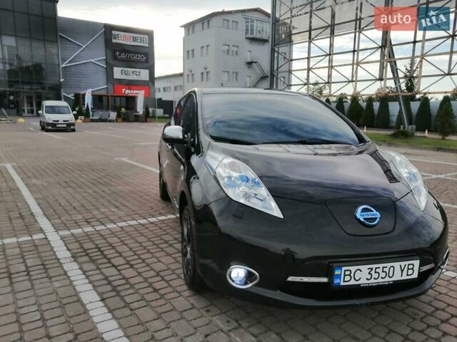 Черный Ниссан Лиф, объемом двигателя 0 л и пробегом 146 тыс. км за 7900 $, фото 7 на Automoto.ua
