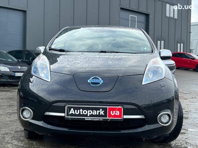 Ниссан Лиф 2013 в Львове на Automoto.ua Черный Ниссан Лиф, объемом двигателя 0 л и пробегом 117 тыс. км за 6980 $, фото 12 на Automoto.ua