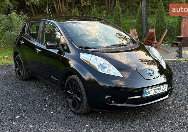 Чорний Ніссан Ліф, об'ємом двигуна 0 л та пробігом 179 тис. км за 5500 $, фото 2 на Automoto.ua