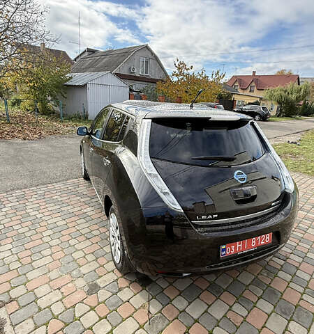 Черный Ниссан Лиф, объемом двигателя 0 л и пробегом 142 тыс. км за 6250 $, фото 8 на Automoto.ua