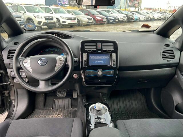 Ниссан Лиф 2013 в Львове на Automoto.ua Черный Ниссан Лиф, объемом двигателя 0 л и пробегом 117 тыс. км за 6980 $, фото 41 на Automoto.ua