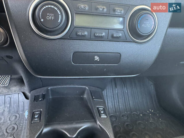 Чорний Ніссан Ліф, об'ємом двигуна 0 л та пробігом 109 тис. км за 6000 $, фото 13 на Automoto.ua