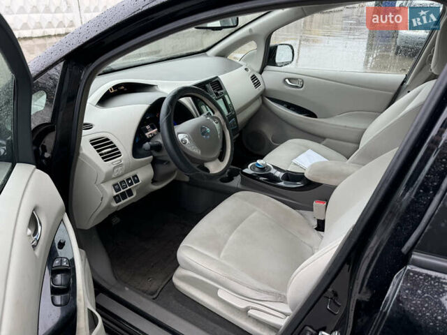 Чорний Ніссан Ліф, об'ємом двигуна 0 л та пробігом 104 тис. км за 7000 $, фото 32 на Automoto.ua