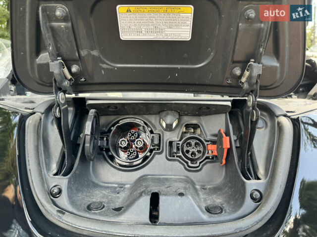 Черный Ниссан Лиф, объемом двигателя 0 л и пробегом 122 тыс. км за 6900 $, фото 34 на Automoto.ua