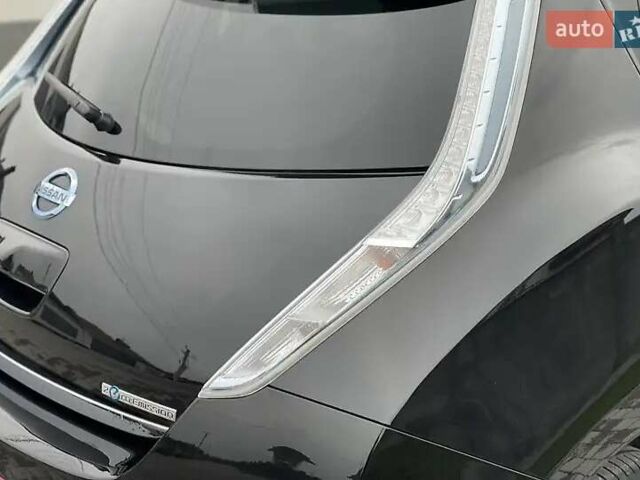 Черный Ниссан Лиф, объемом двигателя 0 л и пробегом 128 тыс. км за 7200 $, фото 19 на Automoto.ua