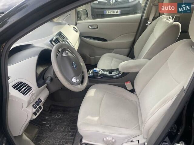 Черный Ниссан Лиф, объемом двигателя 0 л и пробегом 125 тыс. км за 5500 $, фото 6 на Automoto.ua