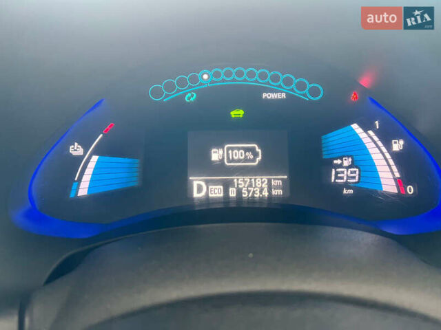 Чорний Ніссан Ліф, об'ємом двигуна 0 л та пробігом 161 тис. км за 6900 $, фото 10 на Automoto.ua