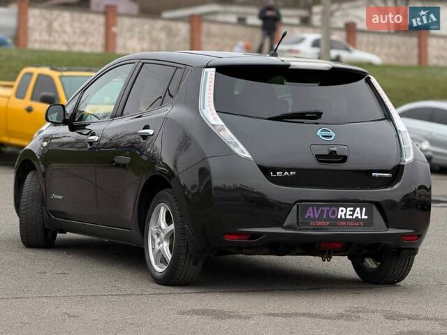 Чорний Ніссан Ліф, об'ємом двигуна 0 л та пробігом 118 тис. км за 7500 $, фото 20 на Automoto.ua