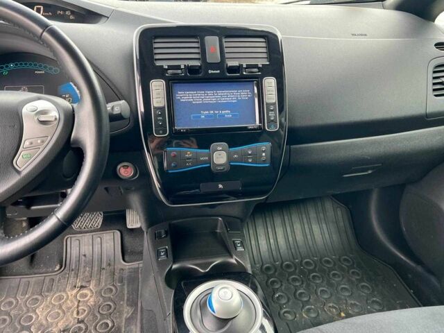 Ниссан Лиф 2013 в Львове на Automoto.ua Черный Ниссан Лиф, объемом двигателя 0 л и пробегом 117 тыс. км за 6990 $, фото 23 на Automoto.ua