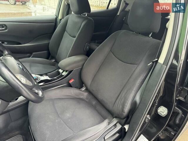 Черный Ниссан Лиф, объемом двигателя 0 л и пробегом 134 тыс. км за 6800 $, фото 39 на Automoto.ua