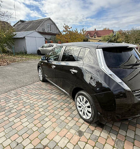 Черный Ниссан Лиф, объемом двигателя 0 л и пробегом 142 тыс. км за 6250 $, фото 9 на Automoto.ua