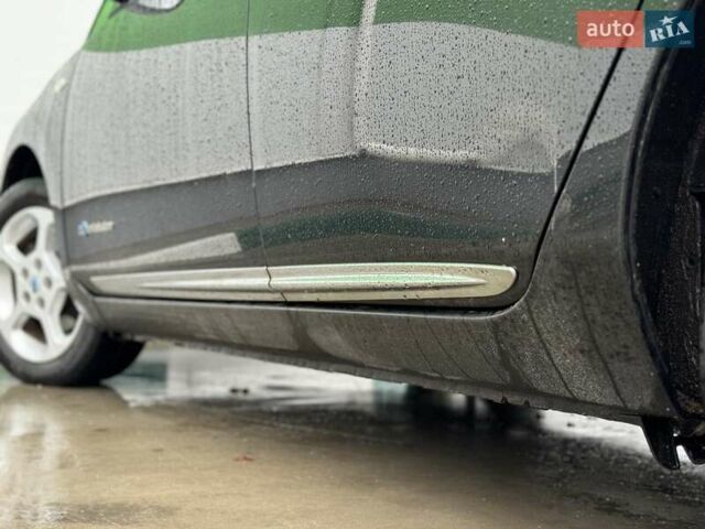 Черный Ниссан Лиф, объемом двигателя 0 л и пробегом 134 тыс. км за 6800 $, фото 31 на Automoto.ua