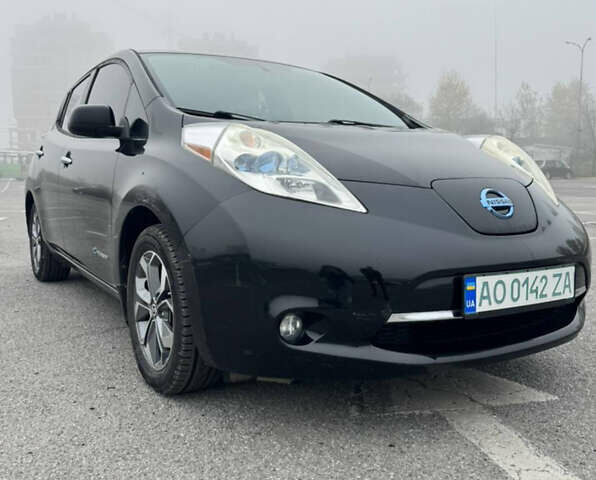 Чорний Ніссан Ліф, об'ємом двигуна 0 л та пробігом 105 тис. км за 6299 $, фото 4 на Automoto.ua