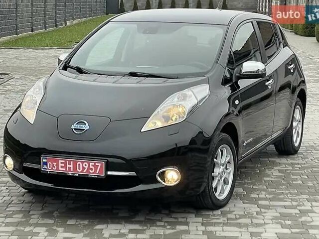 Черный Ниссан Лиф, объемом двигателя 0 л и пробегом 128 тыс. км за 7200 $, фото 1 на Automoto.ua