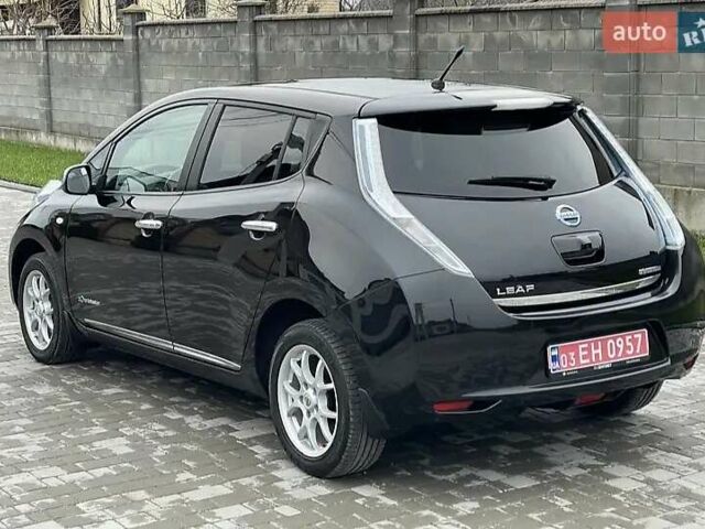 Черный Ниссан Лиф, объемом двигателя 0 л и пробегом 128 тыс. км за 7200 $, фото 11 на Automoto.ua