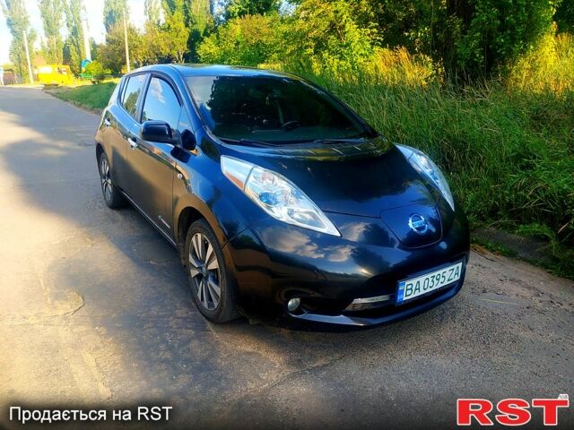 Чорний Ніссан Ліф, об'ємом двигуна 0 л та пробігом 190 тис. км за 9500 $, фото 1 на Automoto.ua